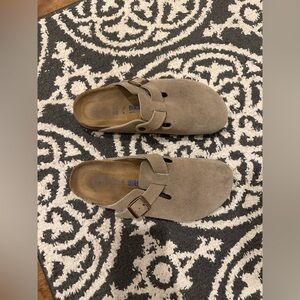 Birkenstock Boston Suede Mules
